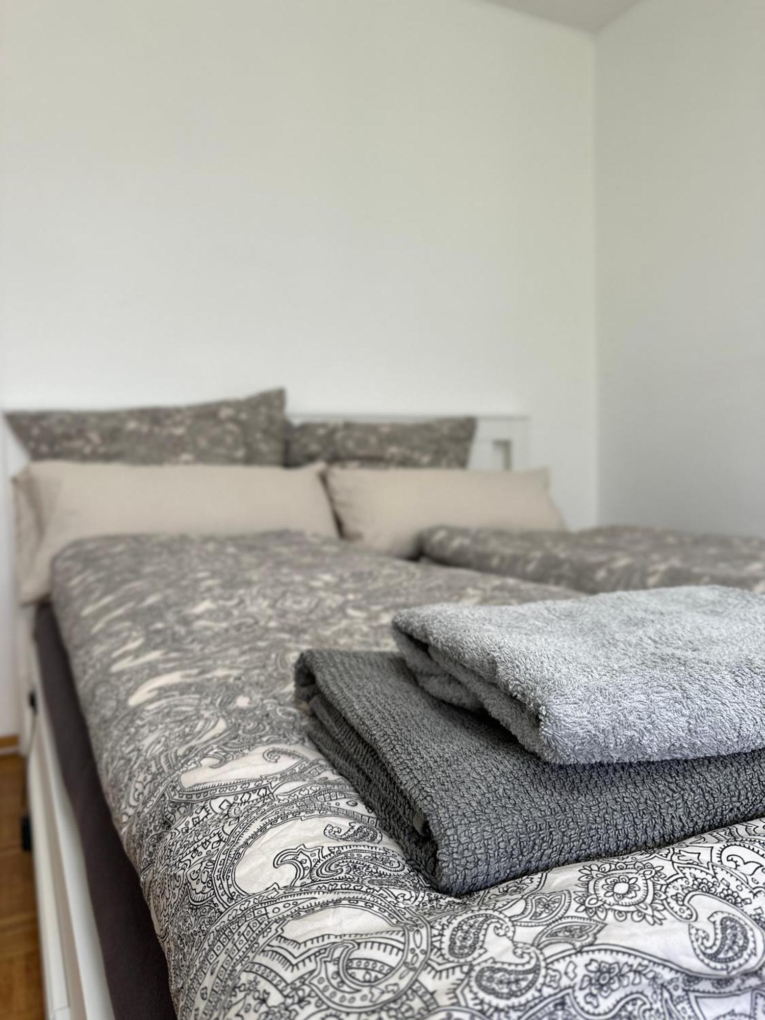 Appartement Renovated Flat - Prime Location Near Marienplatz à Stuttgart Extérieur photo