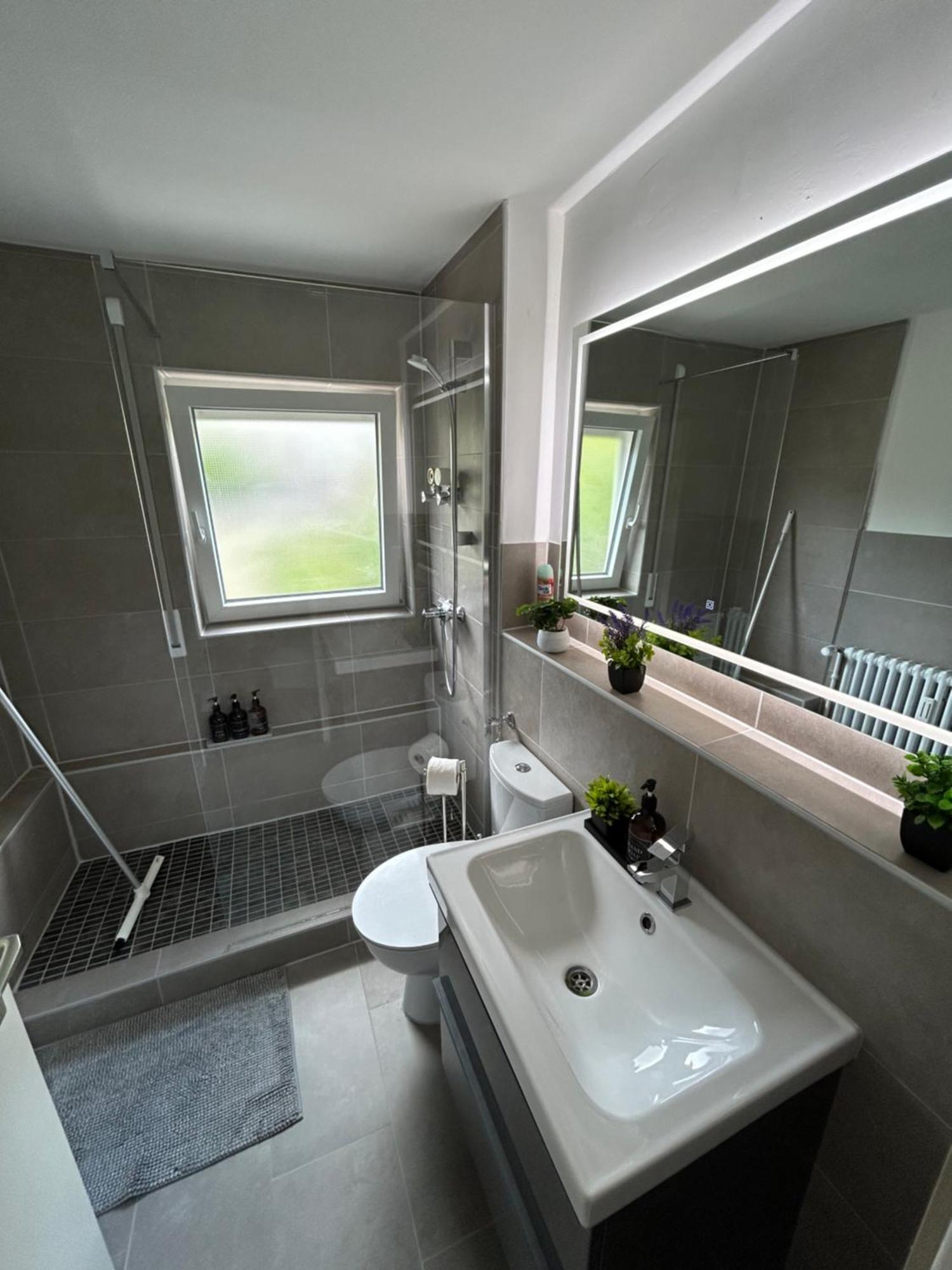 Appartement Renovated Flat - Prime Location Near Marienplatz à Stuttgart Extérieur photo